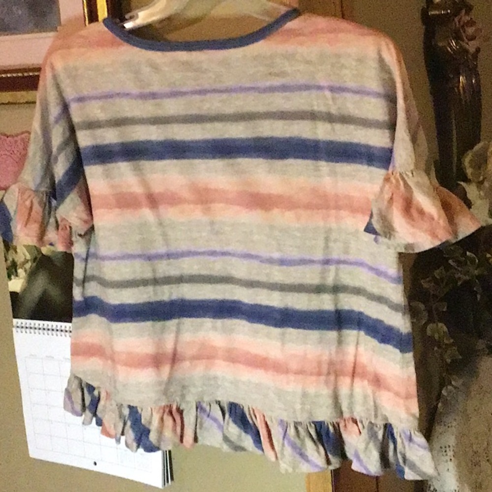 Striped Ruffle Hem Top - Picture 13 of 16